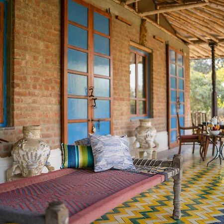 Lohonostays Bamboo House Sadhrana Bagh 古尔冈 外观 照片