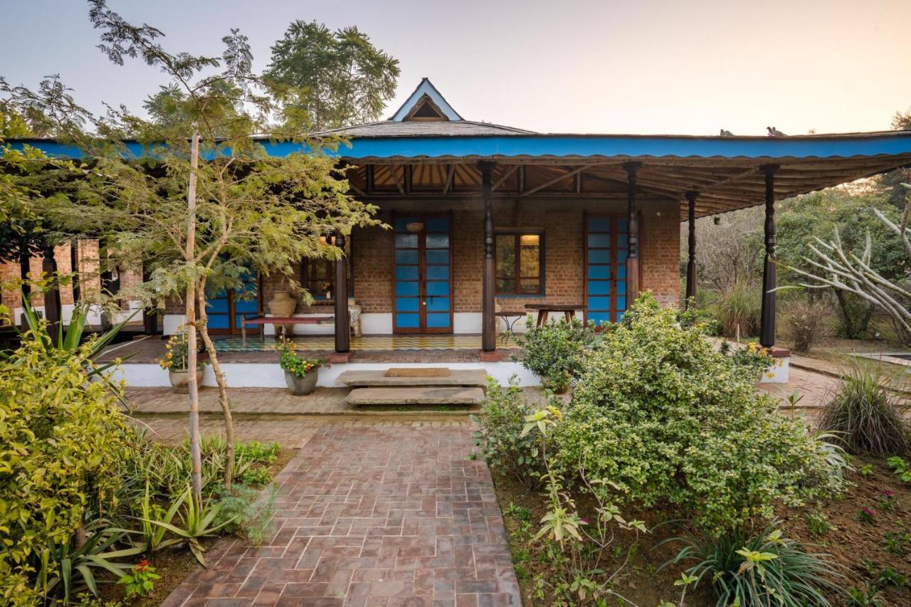Lohonostays Bamboo House Sadhrana Bagh 古尔冈 外观 照片